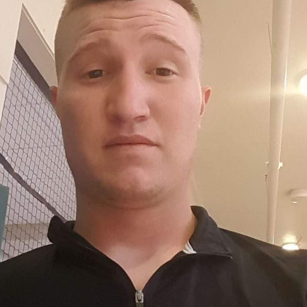 Meet your Posher, Thomas